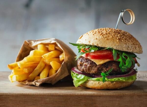 Cheeseburger & Fries 5 oz