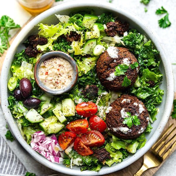Falafel Salad with Tzatziki Sauce