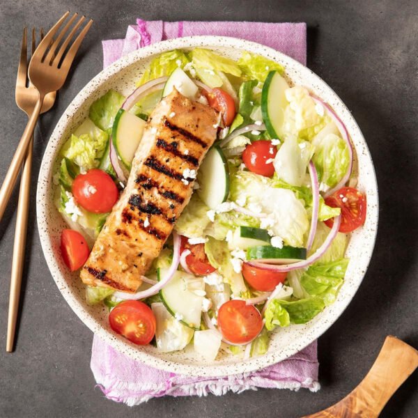 Grilled Salmon with Salad